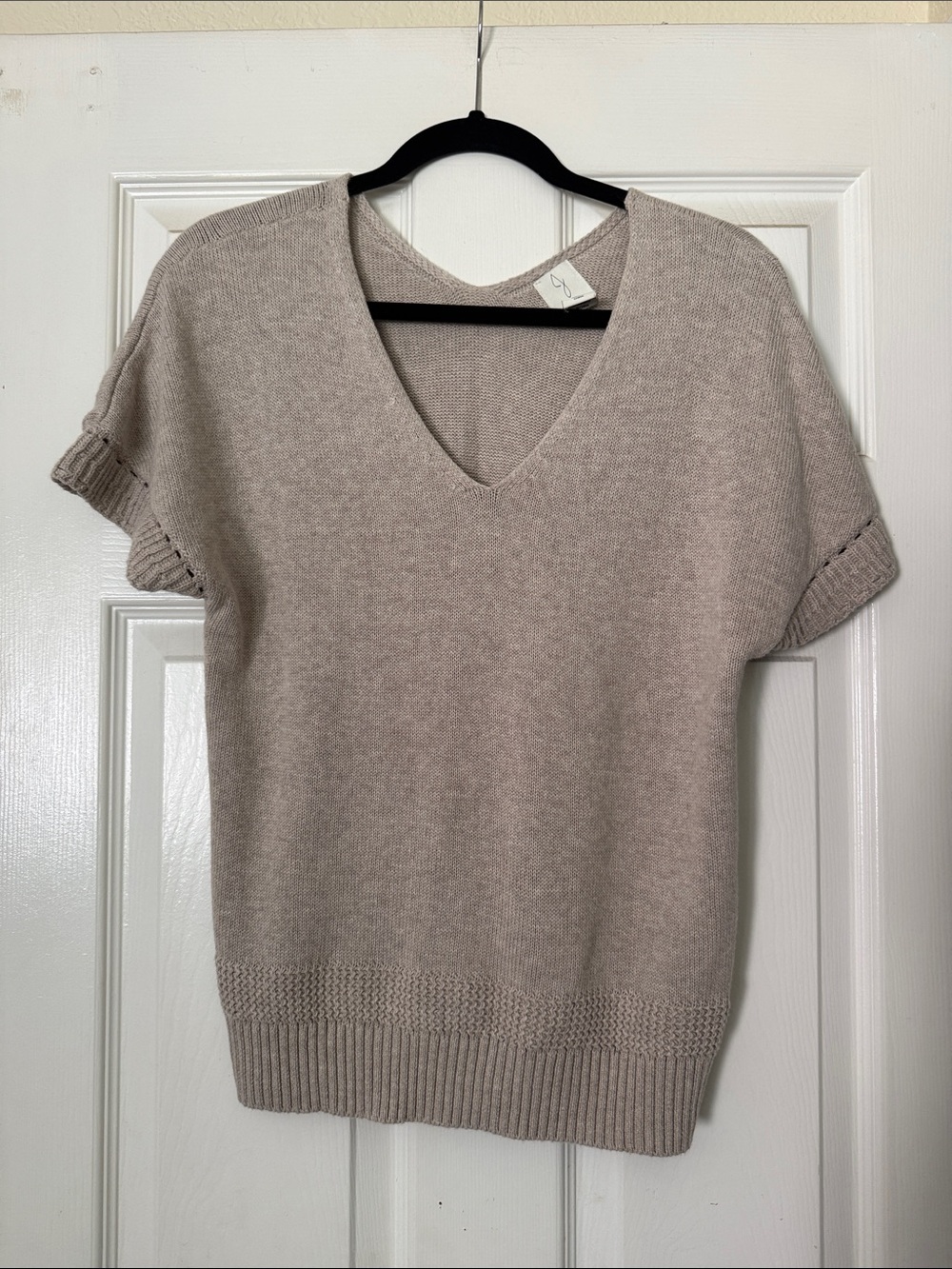 Joie Short Sleeve V-Neck Sweater in Taupe